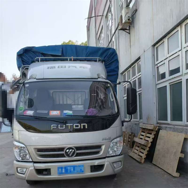 象山区洛隆县进仓物流：专线直达的多元货运探索